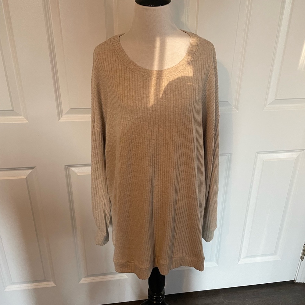 NWT Caslon ribbed tunic sweater